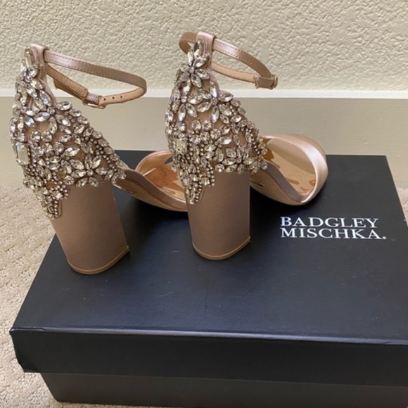 Badgley Mischka Heels - Picture 1 of 10